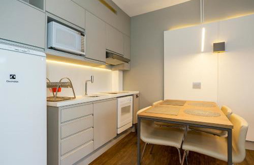 1566 Helbor Stay Batel, Conforto e Estilo no Coração de Curitiba - Photo 4