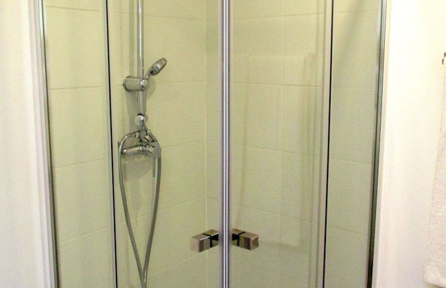 Stunning Studio in Parede, Cascais - up to 4 pax - Photo 5