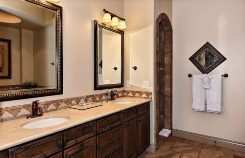 B11-Red Cliff Suite-Second Floor 3-bedroom Sunset view - Foto 4