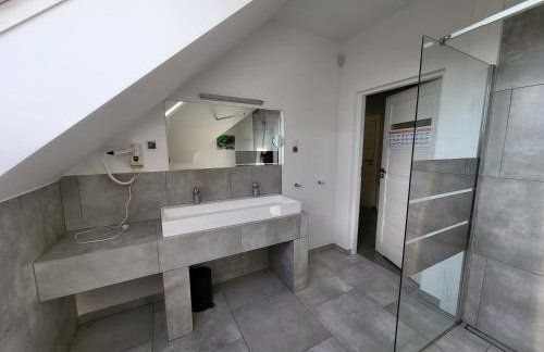 Villa Bella Zastan Sauna & Jacuzzi - Photo 28