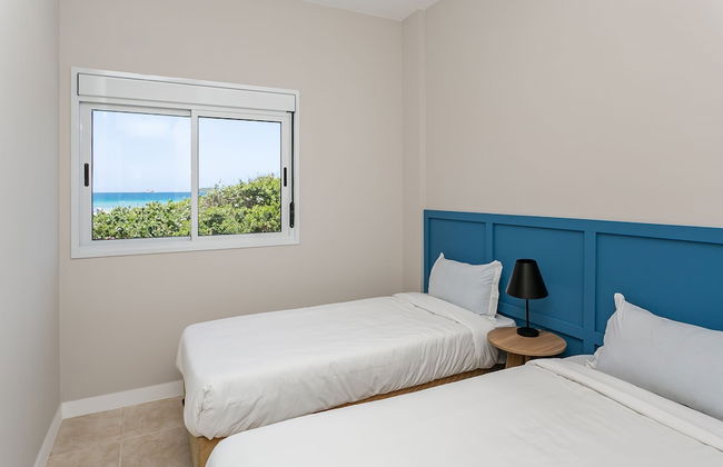 Aquarelle by Viva Prédio nos Ingleses pé-na-areia com piscina - Photo 11