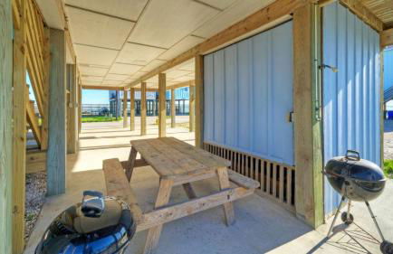 Waterfront Shared Pool w/ Bay Views, Boat Dock Oscar's Lodge by Avantstay - Foto 44