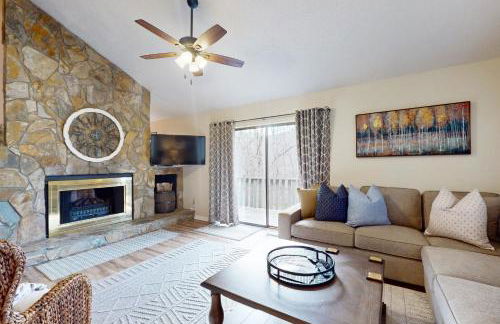 Rumbling Bald Resort Unit 2004 - Foto 20