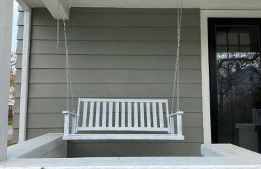 Totally renovated large family getaway! King bed - Foto 9