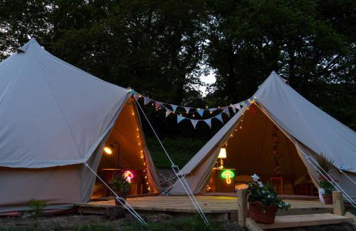 Wood Cabin & 4 Large Bell Tents - Hapus Hideaway - Foto 43