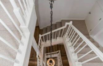 Jaw-dropping bayfront home with panoramic water views, boat slip, and cowboy pool - Foto 11