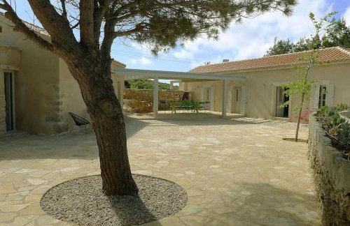 Aroniadika Stone House at Kythira-Properties - Foto 1
