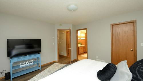 Updated Twin Home near Sanford Medical Center - Foto 5