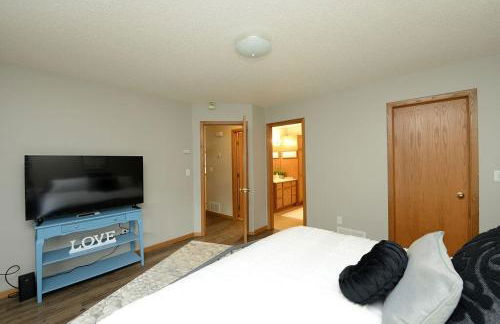 Updated Twin Home near Sanford Medical Center - Foto 5