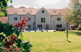 Luxury house with pool and hot tub - sleeps 16 - Foto 34