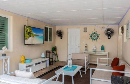 ~Villa Victoria Luxury! (Pool)~1 mile from beach - Foto 14