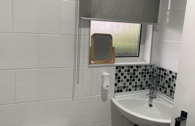 2-bed Cabin Sleeps 4 -small Pets Ok -free Parking - Foto 8