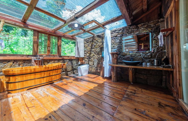 Glass Inn - Photo 21