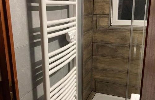 Appartement cosy 6 pers, au pied des pistes, garage - FR-1-467-85 - Foto 7