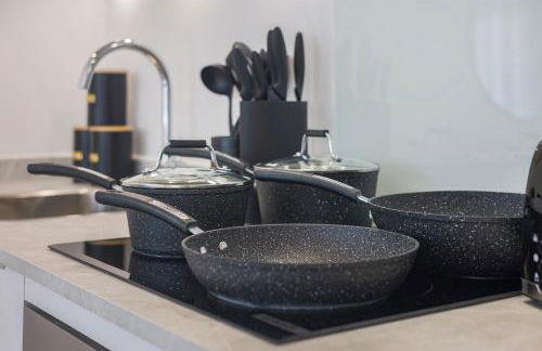 Modern 1BR Flat Gravesend with Parking Sleeps 2 - Foto 27