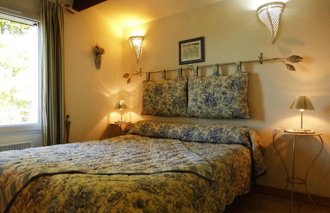 Holiday Cottage With Private Terrace, Bellegarde - Foto 13