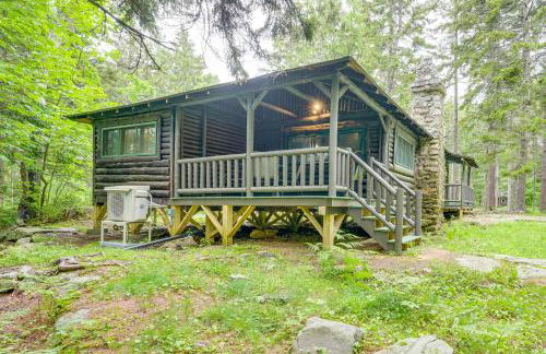 Walk to Barretts Park Wooded Cabin with Grill! - Foto 21