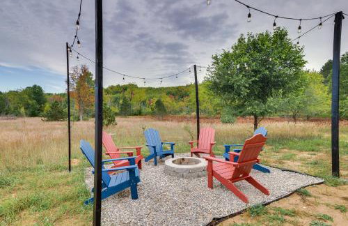 Family Home in Rapid City about 4 Mi to Torch Lake! - Foto 2