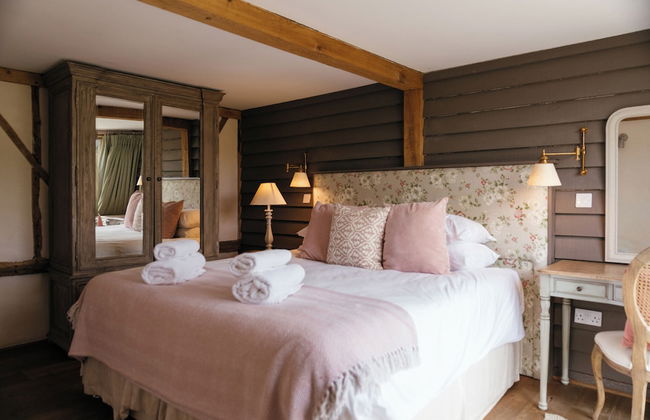 Retreat East - Photo 50