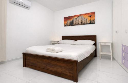 Bed & Garage Apartment in Villa - Photo 6