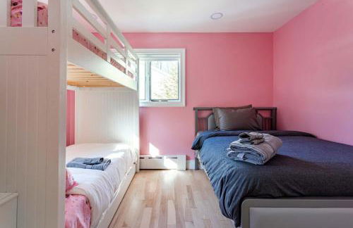 The Woodland Escape Pool Table Fire Pit 4 BD - Foto 19