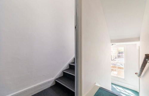 Castle Garden View - Photo 41