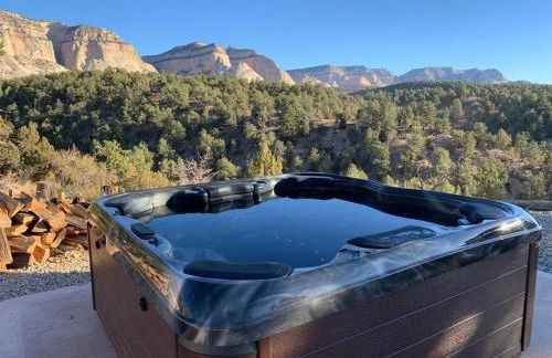 Skyfall Cabin. Stunning views, Hot Tub, minutes from Zion - Foto 17