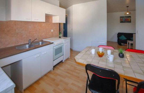 Lovely Home In Lablachère With Swimming Pool - Foto 13