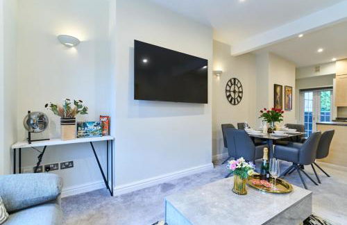 Lethbridge Villa 49 3-bedroom Apartment with private HOT TUB,Fibre WiFi, free parking, sleeps 6 - Foto 60