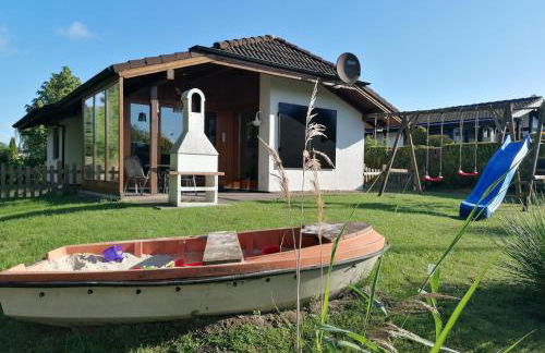 Dat Osterhuus - gemütlich, familienfreundlich, Kaminofen, WLAN, kurzer Weg zum Strand - Foto 1