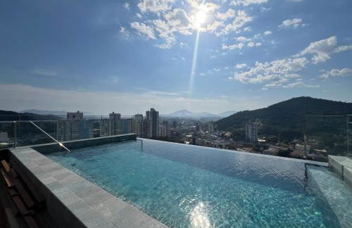 Loft de Luxo "Novo" no Coração de Blumenau a 10min a Pé da Vila Germânica - Foto 3