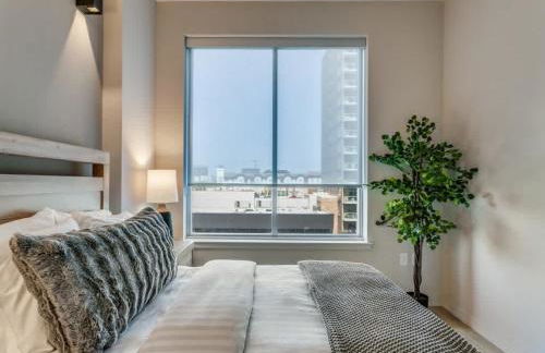 Chic 1 Bed Apt on McKinney Ave - Foto 10