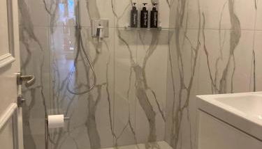 Renoviertes Apartment mit Terrasse an der Piste mit kostenlosen WiFi - Foto 2