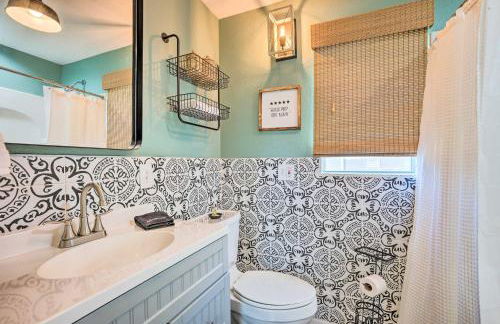 On-Site Lake Conroe Access - Updated Cabin Rental - Photo 17