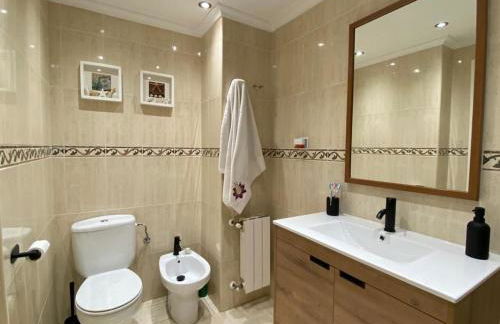 Bajo con Jardin y Piscina! - Foto 26