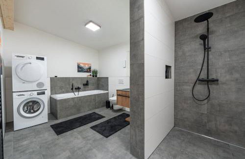 BPS Apartment #7 Luxury Penthouse - NEU - Deluxe - Modern - Foto 49