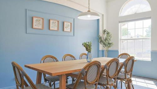 The Blue Holly - Bright & Spacious with a Pool - Foto 4