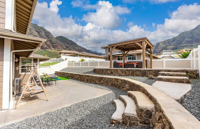 Makaha Villa by Avantstay Mountain + Ocean Views - Photo 53