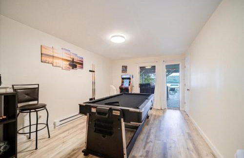 Catskills Lakefront with Hot Tub, Sauna and Theater - Foto 27