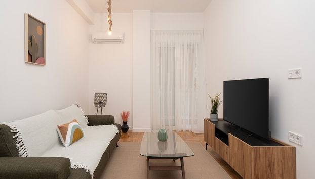 LIV - Comfortable Stylish Escape in Pagrati - Foto 2, Habitación