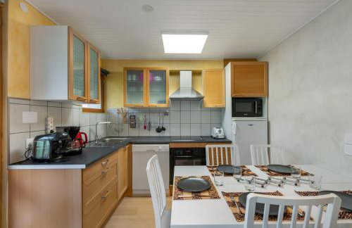 Appartement moderne avec balcon, wifi, accès pistes à Courchevel - FR-1-563-84 - Foto 8