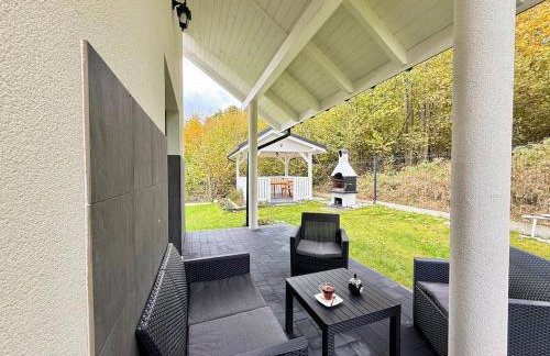 Między Wzgórzami Korbielów - Foto 12