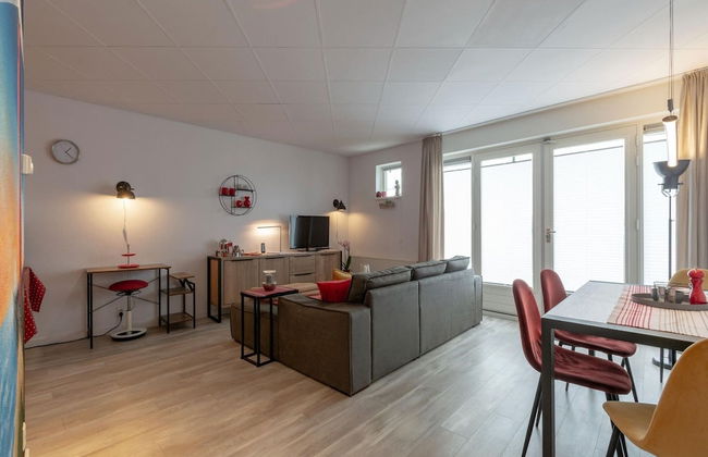 An Apartment That is Attractively Furnished - Foto 61