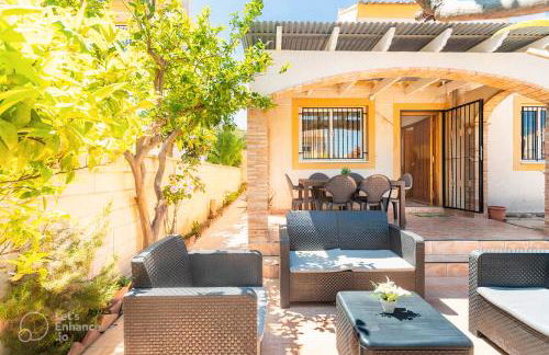 Velo Villa w/ A/C, free Wi-Fi & Pool near Benidorm - Foto 16