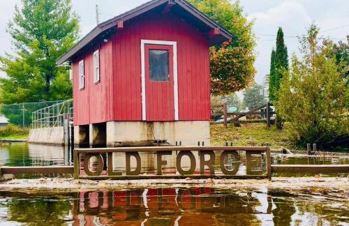 Moose Riverside Bungalow 3BR Home Old Forge NY - Foto 3