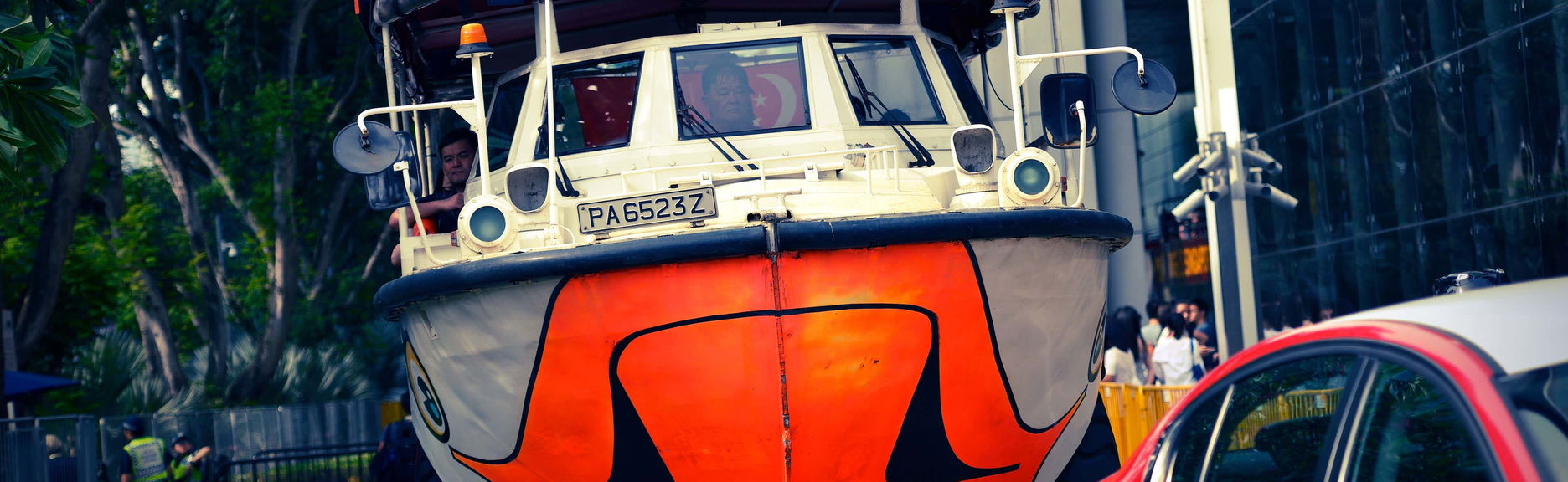 Tour de ônibus anfíbio por Singapura