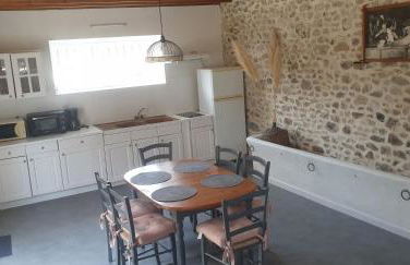 Maison en pierres à 1200m de la mer - Foto 1