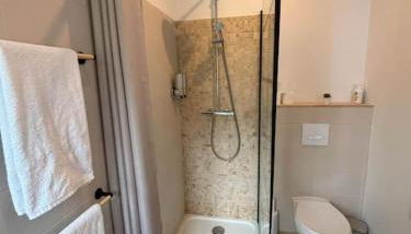 Studio Bois flotté Cherbourg Netflix Parking - Foto 3