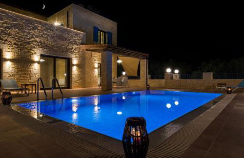 Villa Aliki - Traditional stone house with maximum privacy and stunning views ! - Foto 1