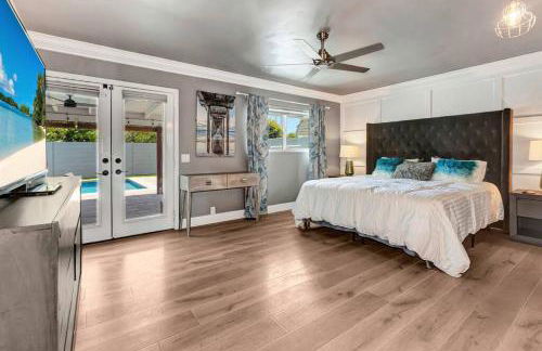 Huntington Beach, AC, Pool, Hot Tub, Detached Office, Close to Beach, Outside Entertaining Area - Photo 19